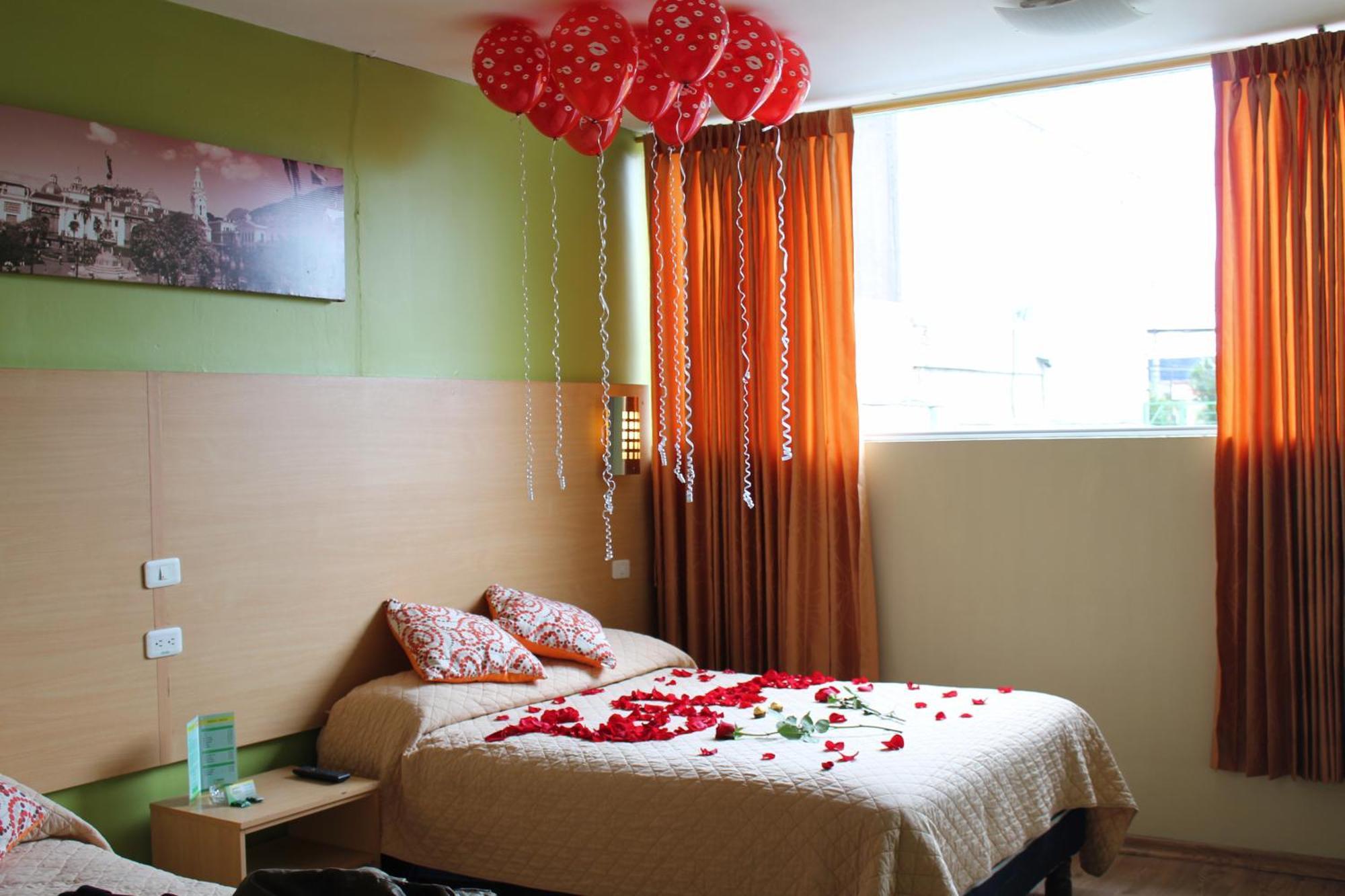 Hostal Terra 2 - El Condado Quito Extérieur photo