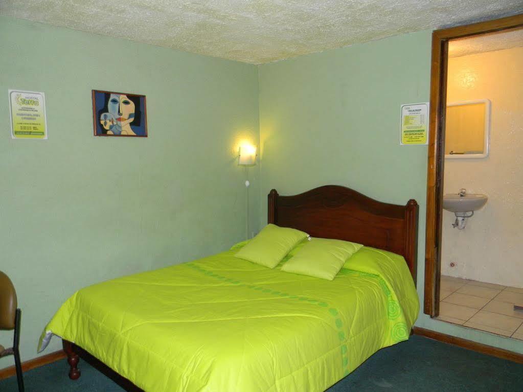 Hostal Terra 2 - El Condado Quito Extérieur photo