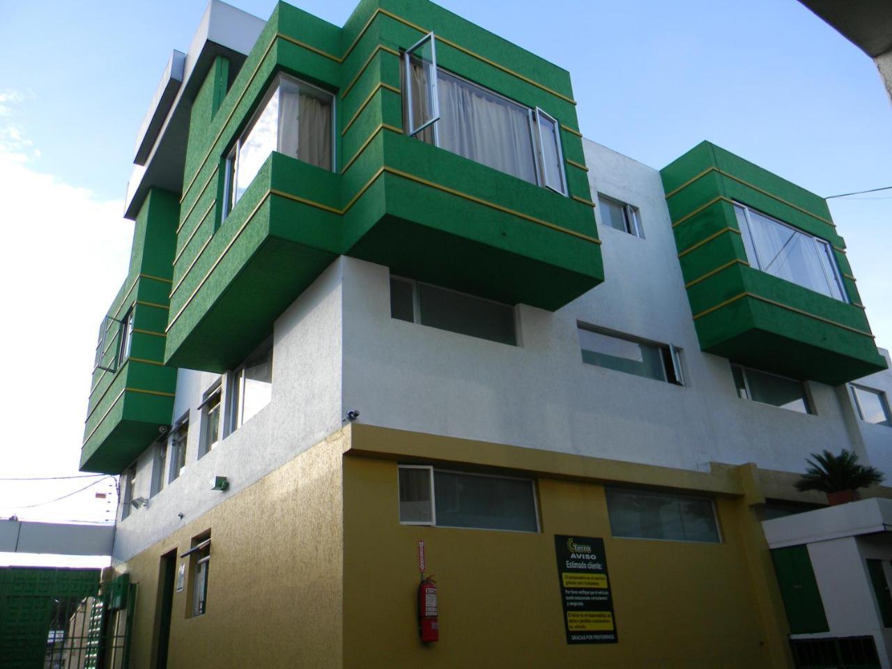 Hostal Terra 2 - El Condado Quito Extérieur photo